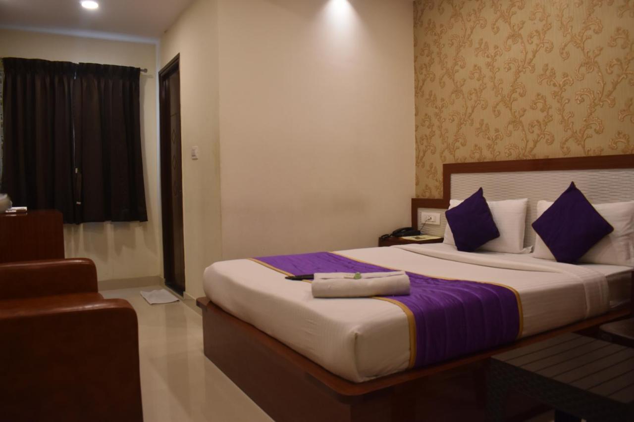 Hotel Ur Comforts Jayanagar Bangalore Exterior foto