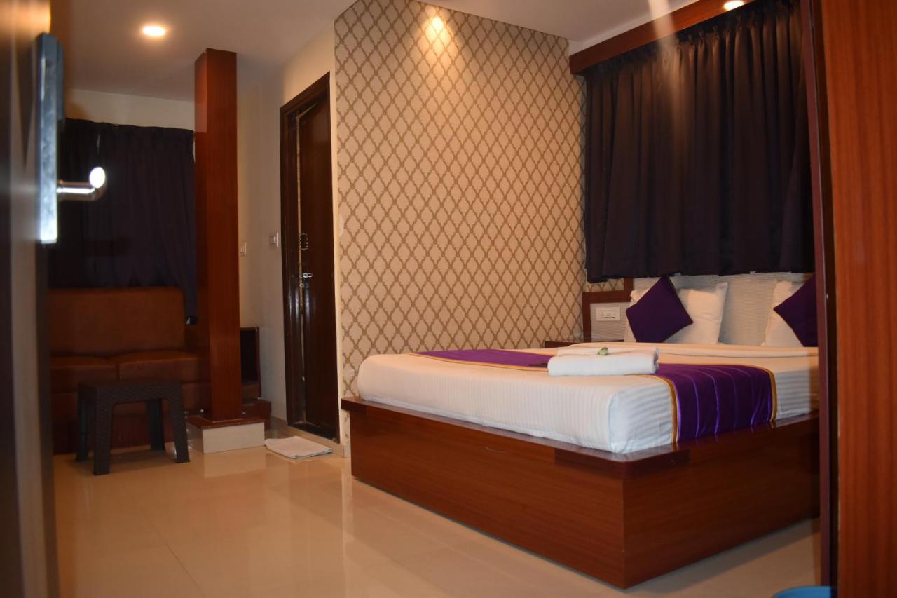 Hotel Ur Comforts Jayanagar Bangalore Exterior foto