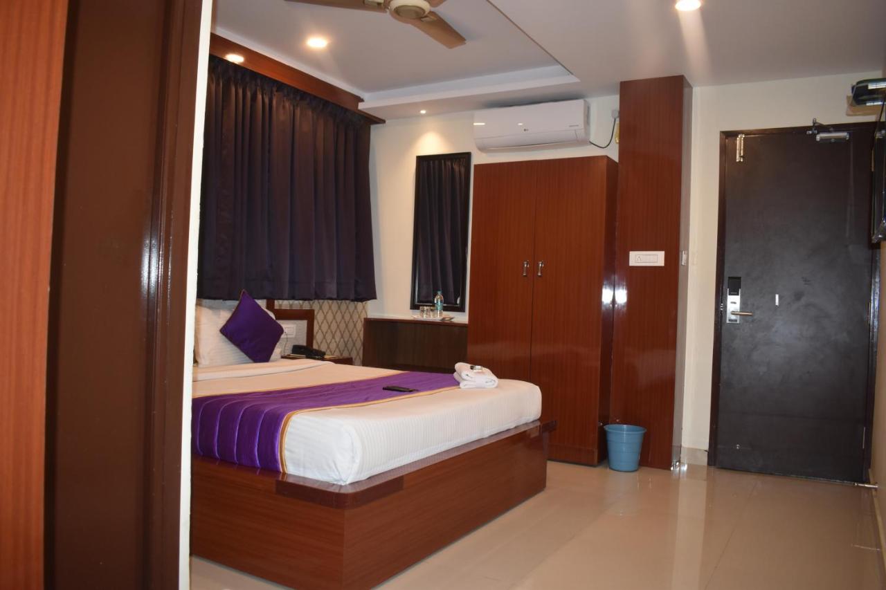 Hotel Ur Comforts Jayanagar Bangalore Exterior foto
